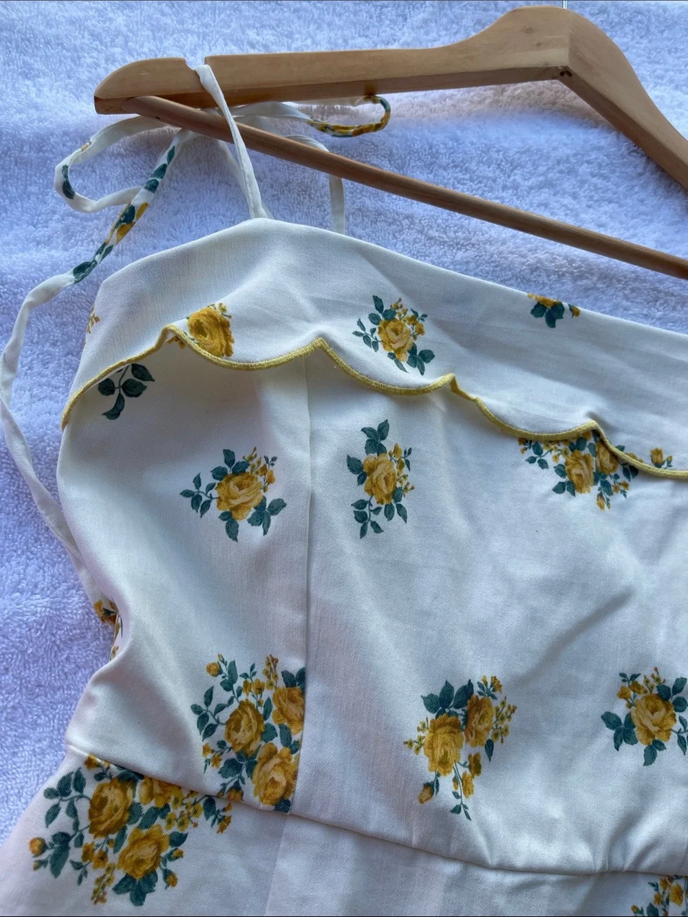 Trixxi Juniors L Floral Mini Dress Ivory Yellow Rose Print